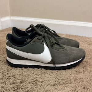 Nike Women's Love O.X. Twilight Marsh Suede Sneakers size 10 Retro Casual Fall